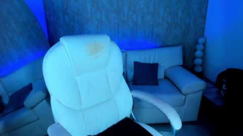 Snapshot of nova_sex1 chatting on September 2025 04:45:02 AM nova online show from September 2025 04:45:02 AM