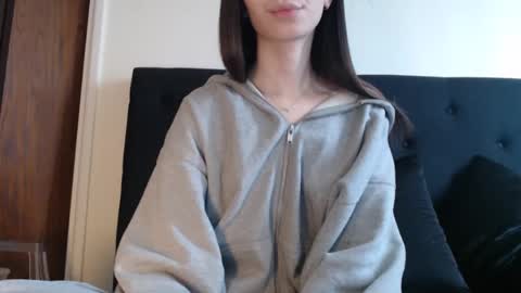 Olivia online show from December 2024 07:15:02 PM