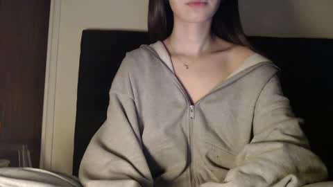 Olivia online show from December 2024 11:05:01 PM