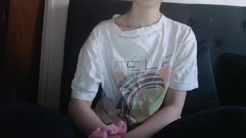 Olivia online show from March 2025 01:04:01 PM