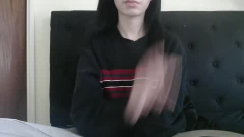 Olivia online show from April 2026 04:43:02 PM