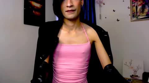 Snapshot of novanyx11 chatting on February 2025 10:58:01 PM Nova...  online show from February 2025 10:58:01 PM