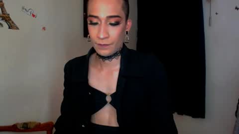 Snapshot of novanyx11 chatting on September 2025 09:50:01 PM Nova...  online show from September 2025 09:50:01 PM