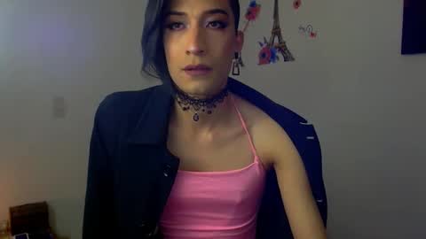 Snapshot of novanyx11 chatting on October 2025 09:35:01 PM Nova...  online show from October 2025 09:35:01 PM