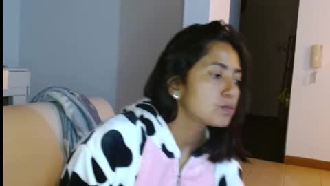 novaperotti online show from December 2024 04:51:02 AM