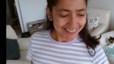 novaperotti online show from November 2025 05:00:01 PM