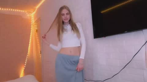 Mia Blake online show from March 2026 04:40:02 PM