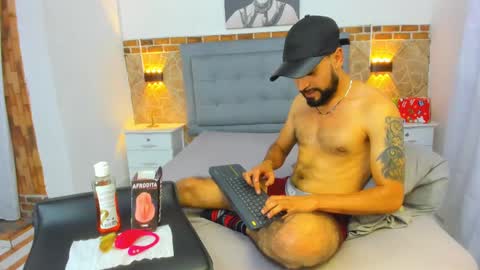 Snapshot of npga96 chatting on January 2025 02:35:02 PM NPGA96 online show from January 2025 02:35:02 PM