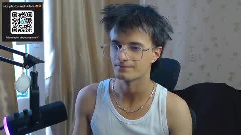 Snapshot of nuar_x chatting on April 2026 01:43:02 PM Nuar X online show from April 2026 01:43:02 PM