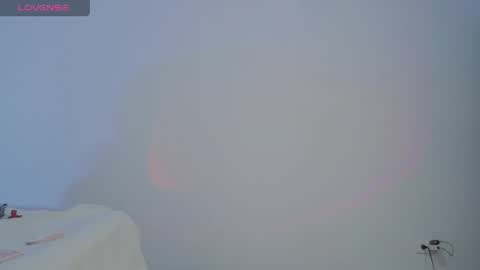 Snapshot of nude2557940 chatting on April 2026 04:30:02 PM Channel Cox online show from April 2026 04:30:02 PM