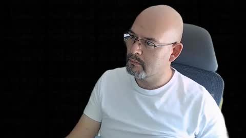 Snapshot of nuevoshowgranlattino chatting on April 2026 04:37:01 PM nuevoshowgranlattino online show from April 2026 04:37:01 PM