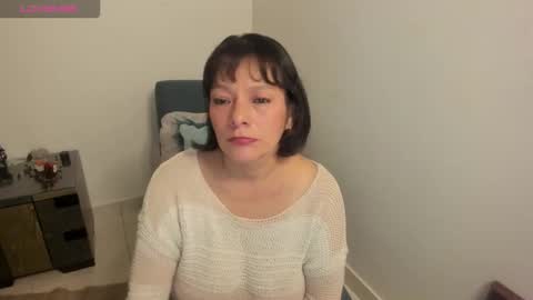 nuit_rose online show from January 2026 02:28:02 AM