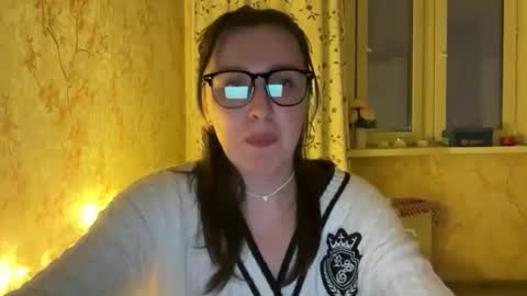 Snapshot of nuitblanche_vibes chatting on November 2025 07:30:01 PM nuitblanche_vibes online show from November 2025 07:30:01 PM