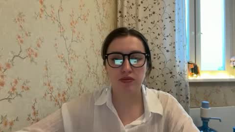 Snapshot of nuitblanche_vibes chatting on November 2025 06:59:01 AM nuitblanche_vibes online show from November 2025 06:59:01 AM