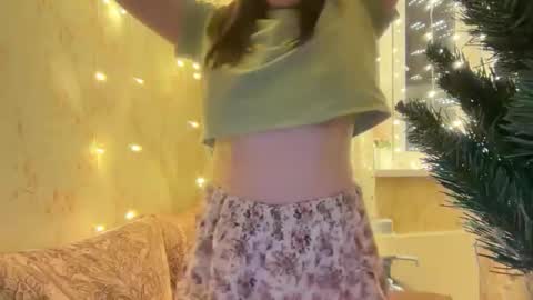 Snapshot of nuitblanche_vibes chatting on December 2025 06:50:01 PM nuitblanche_vibes online show from December 2025 06:50:01 PM