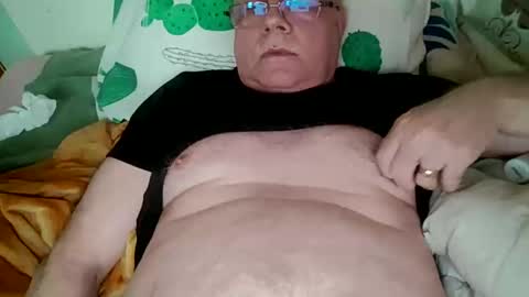 nukiss online show from March 2025 01:35:02 PM