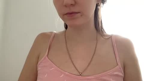 Ema online show from November 2025 06:12:02 AM