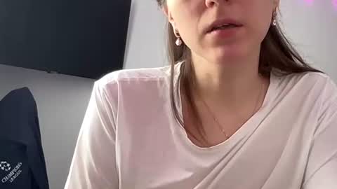 Ema online show from December 2025 06:20:02 AM