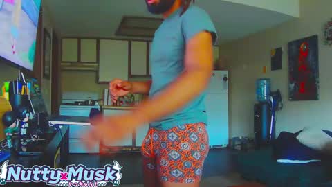 Snapshot of nuttyxmusk chatting on September 2025 02:17:01 PM Check the links online show from September 2025 02:17:01 PM