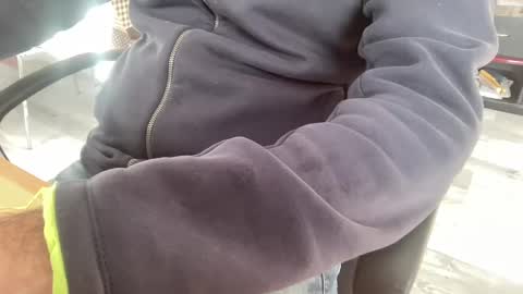 Snapshot of nuvolosoturin chatting on December 2024 09:18:01 AM nuvolosoturin online show from December 2024 09:18:01 AM