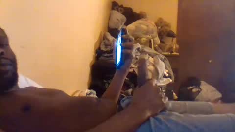 Snapshot of nycguy271 chatting on October 2025 10:43:02 AM nycguy271 online show from October 2025 10:43:02 AM