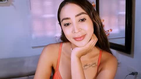 Snapshot of nycole_1988 chatting on December 2025 08:28:02 PM Nycole online show from December 2025 08:28:02 PM