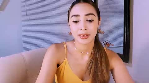 Snapshot of nycole_1988 chatting on January 2026 03:33:01 AM Nycole online show from January 2026 03:33:01 AM