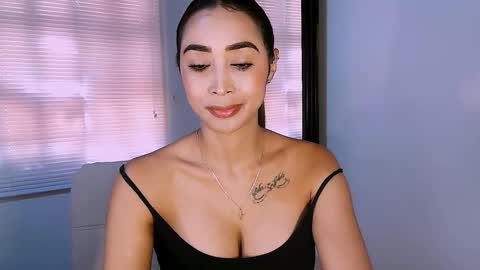 Snapshot of nycole_1988 chatting on February 2026 02:46:01 PM Nycole online show from February 2026 02:46:01 PM