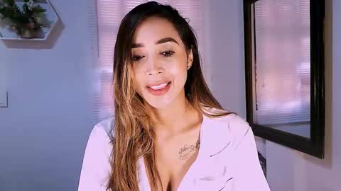 Snapshot of nycole_1988 chatting on March 2026 02:01:01 PM Nycole online show from March 2026 02:01:01 PM