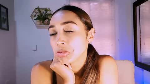 Snapshot of nycole_1988 chatting on March 2026 06:45:02 PM Nycole online show from March 2026 06:45:02 PM