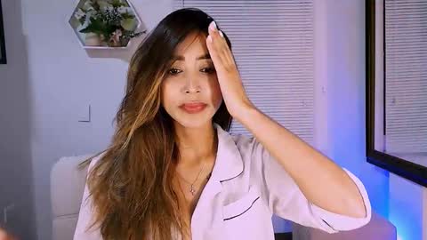 Snapshot of nycole_1988 chatting on March 2026 02:26:01 AM Nycole online show from March 2026 02:26:01 AM