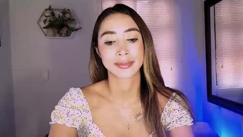 Snapshot of nycole_1988 chatting on March 2026 02:11:02 PM Nycole online show from March 2026 02:11:02 PM