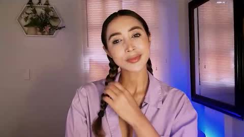 Snapshot of nycole_1988 chatting on March 2026 08:31:01 PM Nycole online show from March 2026 08:31:01 PM