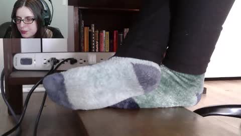 Nyctophilic online show from April 2026 04:18:01 PM