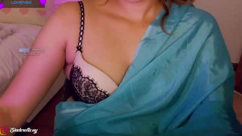Snapshot of nylaahhh chatting on May 2026 11:49:01 AM Nylaah online show from May 2026 11:49:01 AM