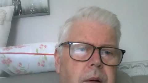 stockings  suspenders mad online show from September 2025 09:31:01 AM