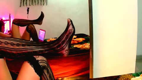 Scarlett online show from November 2025 03:35:01 PM