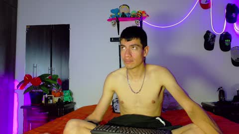 Snapshot of nymphobuddies chatting on January 2025 09:13:01 PM David and Steven Independents online show from January 2025 09:13:01 PM