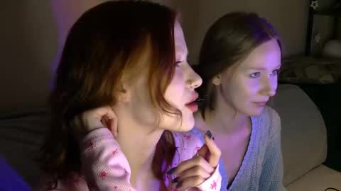 Snapshot of nyra_thira chatting on March 2026 04:07:02 PM nyra_thira online show from March 2026 04:07:02 PM