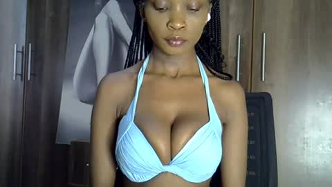 Snapshot of nyverra chatting on June 2026 06:33:01 AM nyverra online show from June 2026 06:33:01 AM