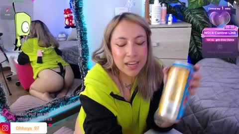 Alex   .    online show from January 2025 09:32:01 AM