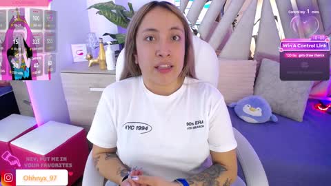 Alex   .    online show from January 2025 08:29:01 PM