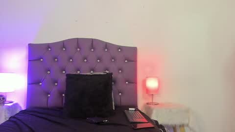   online show from January 2025 12:48:01 PM