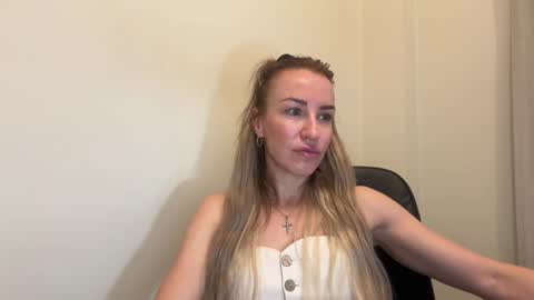 Anastasia online show from May 2026 07:37:02 AM