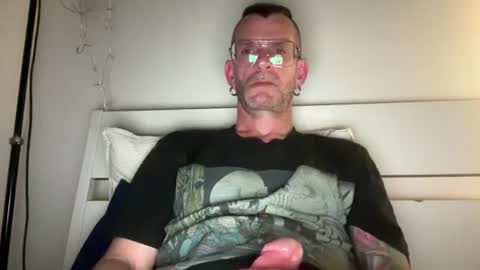 Snapshot of o_johnny_deep_o chatting on June 2026 09:57:01 PM Jonathan Deep online show from June 2026 09:57:01 PM