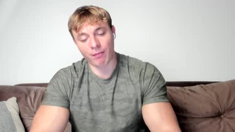 Snapshot of o_r_b_i_t chatting on February 2025 04:14:02 PM o_r_b_i_t online show from February 2025 04:14:02 PM