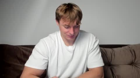 Snapshot of o_r_b_i_t chatting on February 2025 03:26:02 PM o_r_b_i_t online show from February 2025 03:26:02 PM