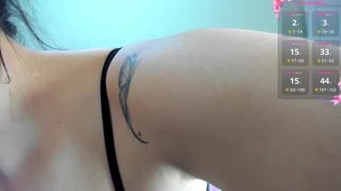 Leila online show from December 2025 12:33:02 PM