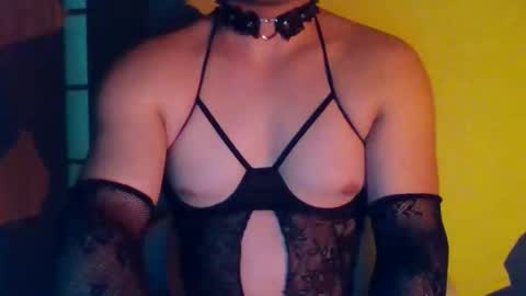 Snapshot of obscuraboy chatting on April 2026 11:46:02 PM Doxy online show from April 2026 11:46:02 PM