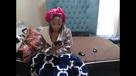 obsessedmimi online show from May 2026 12:12:02 PM